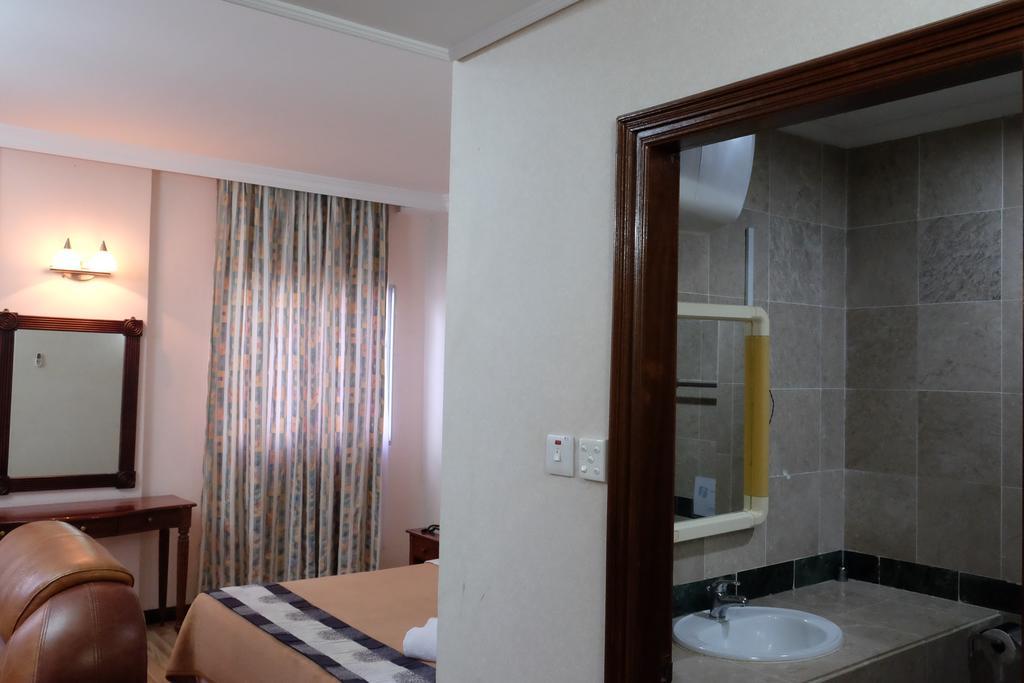 Jeruton Hotel Kampong Jerudong Chambre photo
